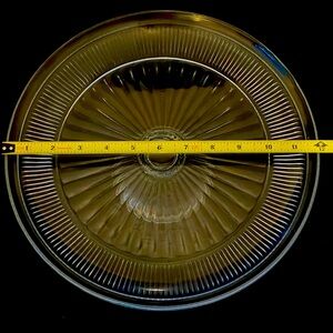 Glass cake plate with stand. 12in x 4.5in. 3lbs.
